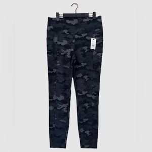 Cabi Camo ATC legging, size Medium
